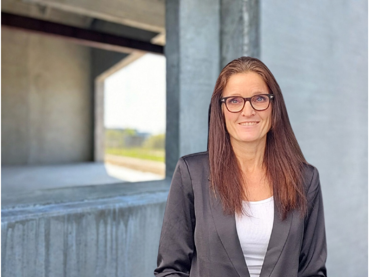 - Byggefirmaet Mogens Lund A/S - Design uden navn 34 - Kontakt